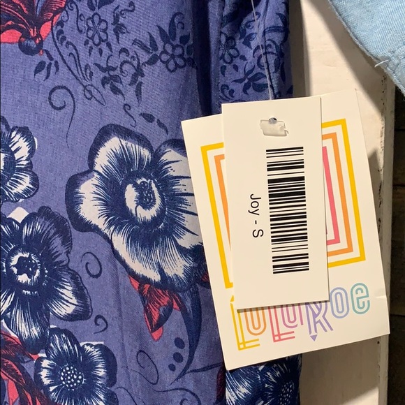 NWT- Lularoe bundle - Picture 3 of 6